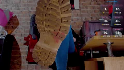 Miss Venus online show from March 5, 7:16 am