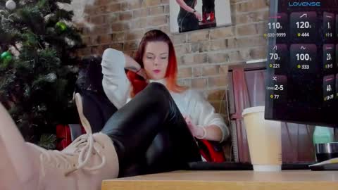 Miss Venus online show from January 22, 7:14 am