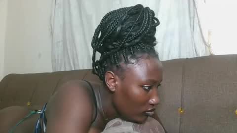 pretty gal online show from October 25, 8:48 pm