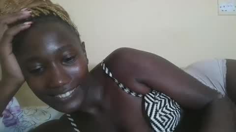 pretty gal online show from March 6, 5:43 pm