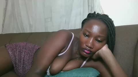 pretty gal online show from October 22, 5:12 am