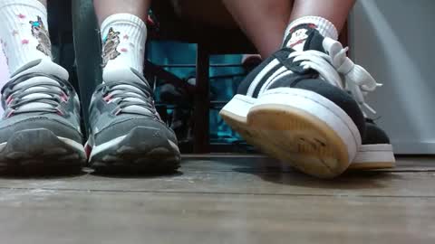 TELL ME MISS online show from February 12, 5:25 pm