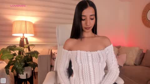 Valeria Davila online show from February 2, 11:21 pm