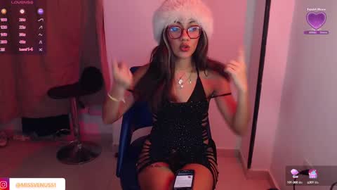 Snapshot of missvenuss chatting on March 12, 7:24 am IG MISSVENUSS1 online show from March 12, 7:24 am