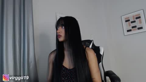 Snapshot of missvirggii chatting on September 25, 9:34 pm missvirggii online show from September 25, 9:34 pm