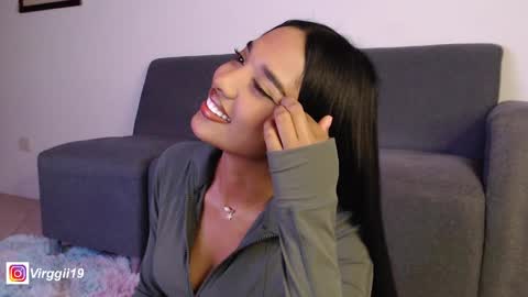 Snapshot of missvirggii chatting on March 12, 1:36 am missvirggii online show from March 12, 1:36 am