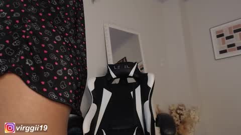 Snapshot of missvirggii chatting on September 12, 10:17 pm missvirggii online show from September 12, 10:17 pm