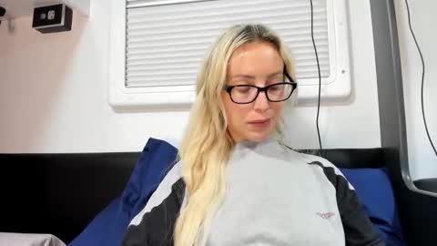 Missy matrix online show from February 27, 11:43 am