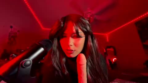 mistatmidnight online show from April 8, 11:51 pm