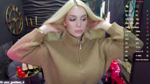 Darsy online show from March 10, 1:43 pm