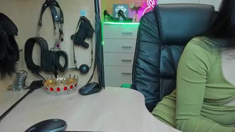 Mistress Kristi online show from September 23, 8:29 pm