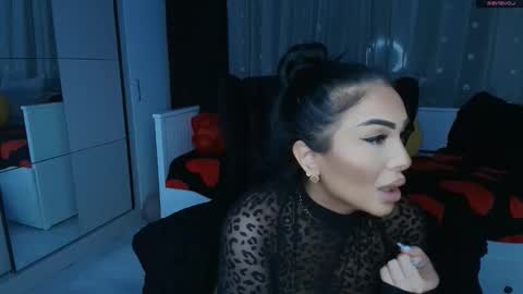 mistress_meryem online show from May 3, 10:24 pm