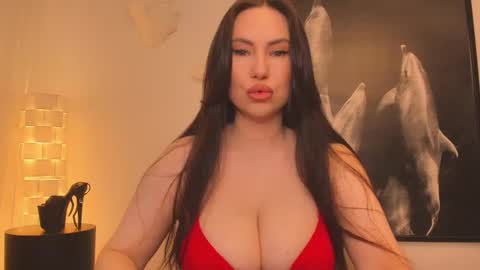 Snapshot of mistress_ninaohnina chatting on December 17, 9:39 am Mistress Nina online show from December 17, 9:39 am