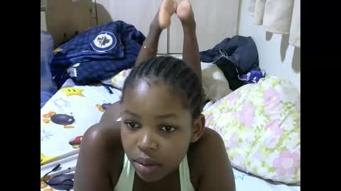 misty_shee online show from February 18, 5:33 pm