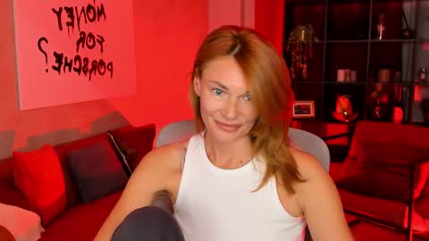 Snapshot of mistybarnes chatting on September 18, 3:10 pm MistyBarnes NONUDE MODEL online show from September 18, 3:10 pm