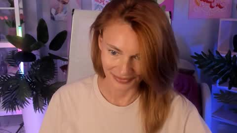 Snapshot of mistybarnes chatting on September 11, 2:28 pm MistyBarnes NONUDE MODEL online show from September 11, 2:28 pm
