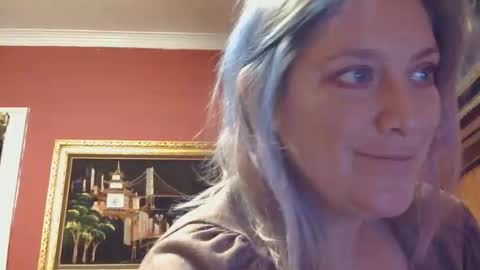 Misty Mountains online show from February 17, 4:34 am