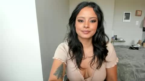 mixedbeauty45 online show from July 17, 2:05 am