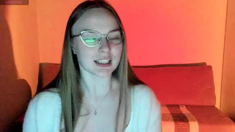 Miya online show from October 15, 6:43 pm