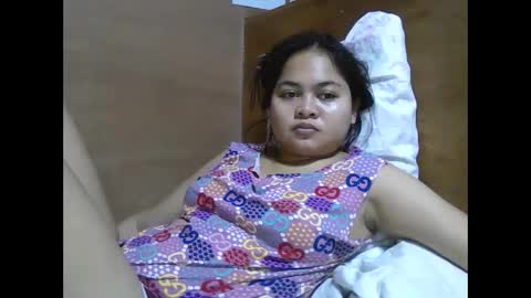 Cutiepie online show from December 2, 1:12 pm