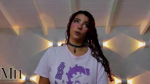 mizzhell_ online show from October 28, 12:44 pm