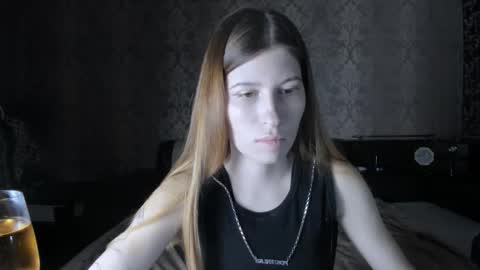 Lili online show from October 21, 9:13 am