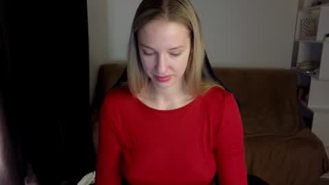 Lili online show from January 14, 5:23 pm