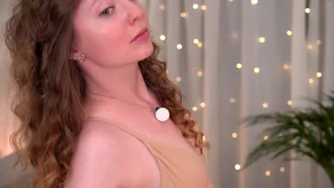 moan_elisa online show from March 29, 12:31 am