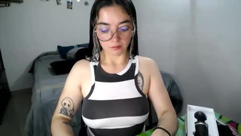 Sam online show from October 28, 10:54 am