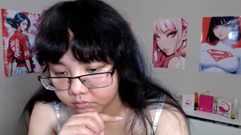 Snapshot of moertomlly chatting on October 18, 5:43 am Molly online show from October 18, 5:43 am