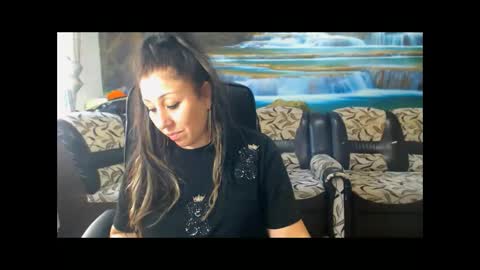 moistmady online show from November 3, 1:48 pm