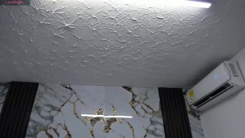 Hey Guys  Im Mollie online show from March 17, 11:58 am