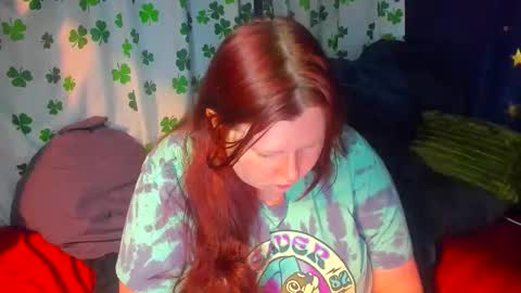molly_moons online show from May 30, 1:14 am