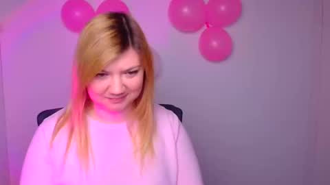 Molly online show from February 12, 12:44 pm