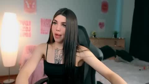 Molly online show from June 8, 4:02 am