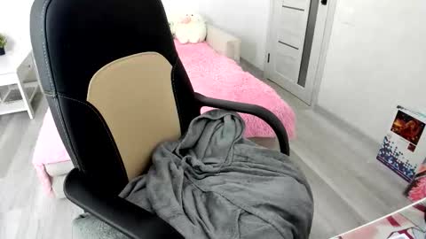 Ill tell you when were private online show from September 12, 3:19 pm