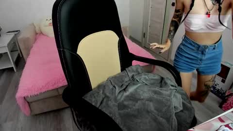 Ill tell you when were private online show from September 8, 2:16 pm