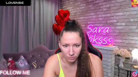 Snapshot of mollynay chatting on February 21, 2:06 am hi im Molly heregreat boobs big heart warm pussy online show from February 21, 2:06 am