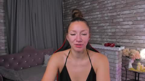 Snapshot of mollynay chatting on October 12, 1:08 am hi im Molly heregreat boobs big heart warm pussy online show from October 12, 1:08 am