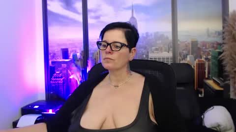 MollySun Nina Randmann online show from January 20, 6:32 pm