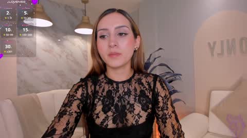 Molly Sunders online show from February 1, 7:55 pm