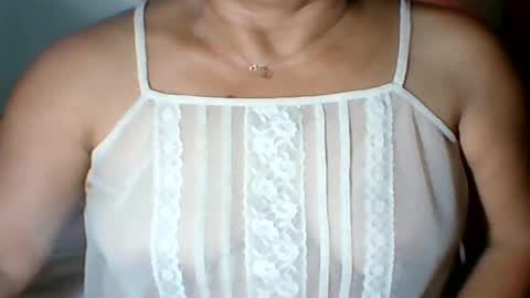 mombastic55 online show from May 9, 10:34 pm