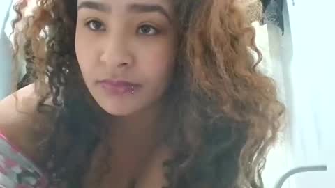 Mommy bubbles online show from January 9, 2:07 pm