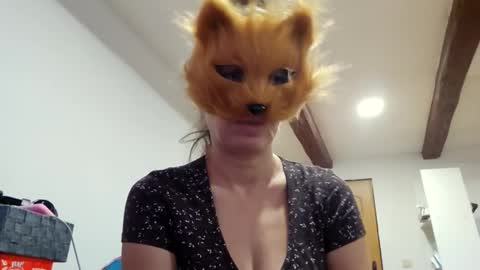 mommyfox online show from December 2, 9:33 am