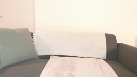 Momo online show from January 11, 9:25 pm