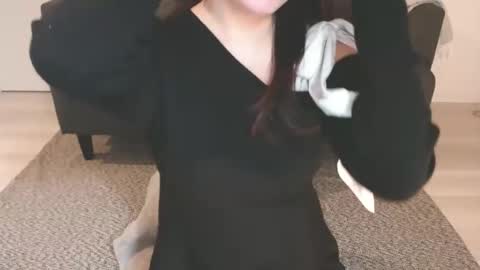 Momo online show from February 13, 10:33 pm