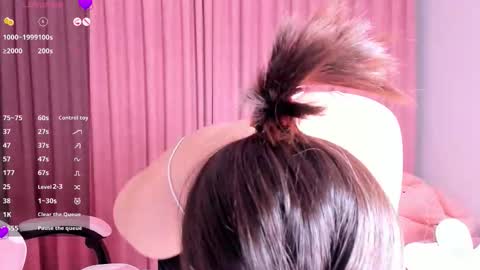 momo online show from November 22, 2:53 pm