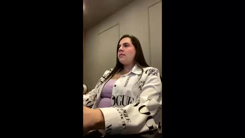 Mona online show from November 11, 4:15 pm