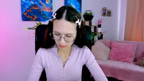 Mona  online show from July 16, 8:41 am
