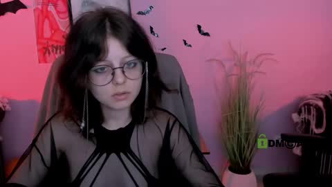 Mona  online show from October 28, 3:34 am